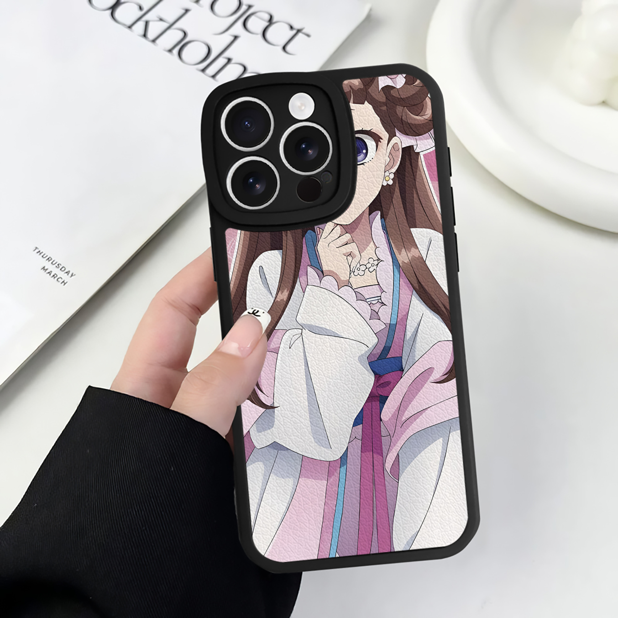 薬屋のひとりごと The Apothecary Diaries 【iPhone 16シリーズ対応】シリコンスマホケース（レザー調） 材質：シリコン